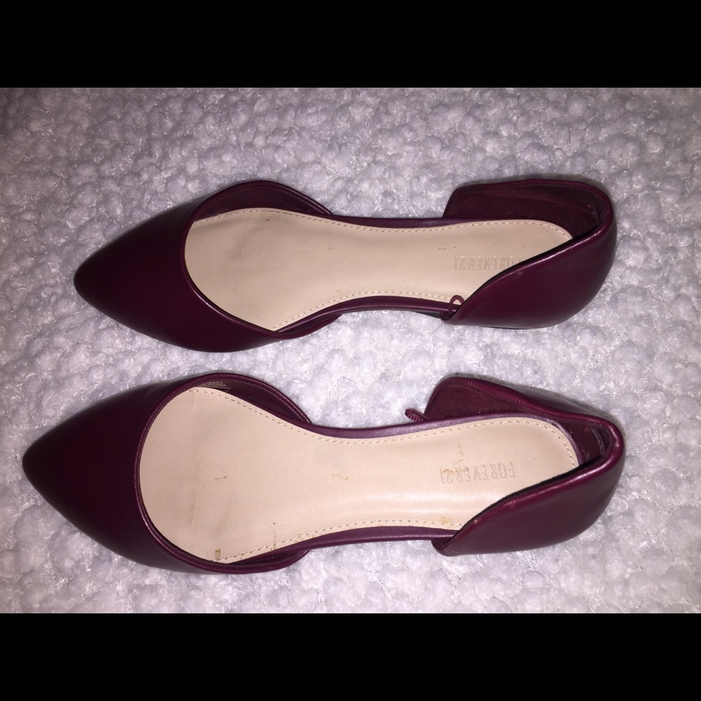Forever 21 maroon flats size 5.5/6